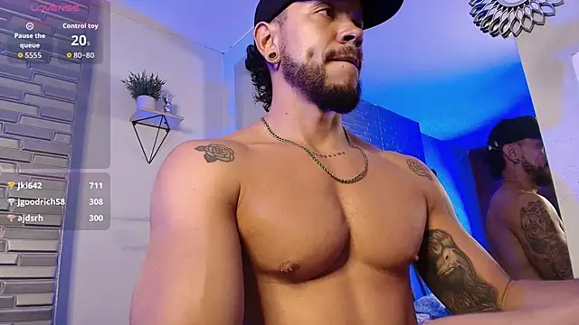 ARON_TAYLER01 webcam