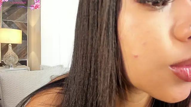 NaylaGrey webcam