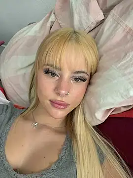 NastiLuv webcam