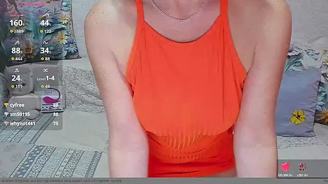 AgataFoxx webcam