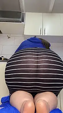 Chloee_Peach