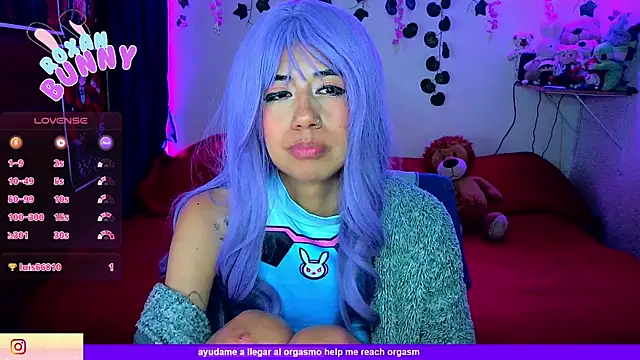 Roxanbunny1 webcam