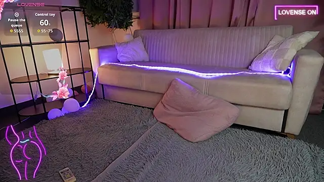 BeverlyBoobs webcam