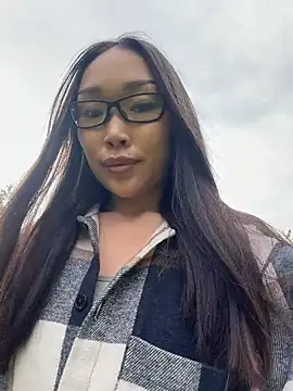 trytomakememoam webcam