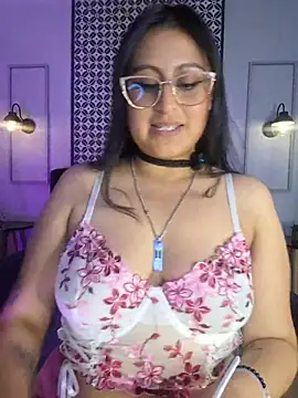 Amber_gold_ webcam