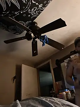 Nester8181 webcam