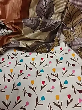 Priya_74 webcam