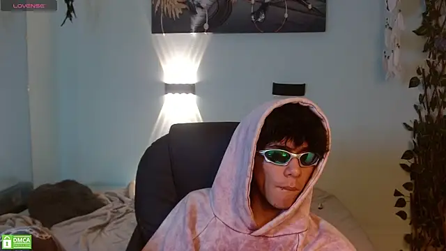 AmethystShadow17 webcam