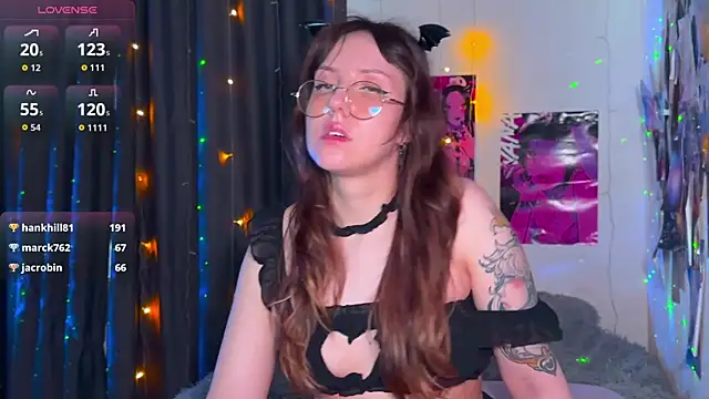 ViolettMo0n webcam