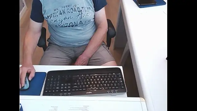dutchpornking live cam on StripChat