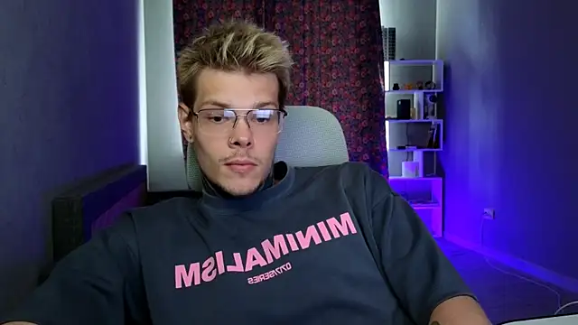 DENIS_HERE webcam