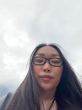 trytomakememoam webcam
