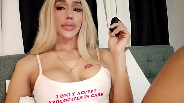 Forever_MissCandace webcam