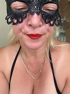 Olgundolgun33 webcam