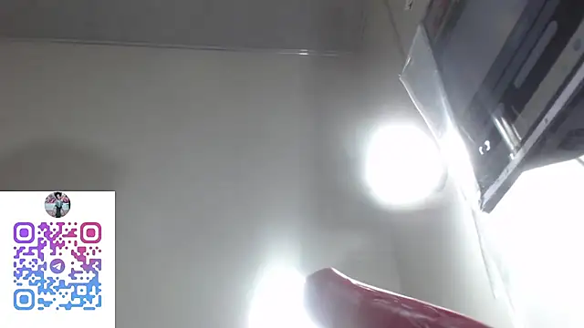 Kitty_Mifl webcam