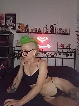 MirianaB webcam