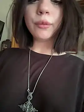 YourLittleDevil webcam