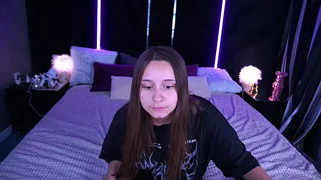 TinyNatalie webcam