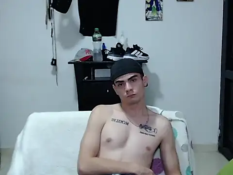 Zac_Efront webcam
