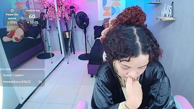 Maggy_t18 webcam