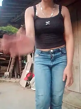 Bella-lynlyn webcam