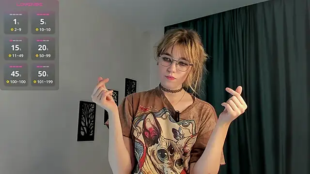 JanitaPhurrough webcam