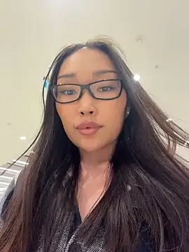trytomakememoam webcam