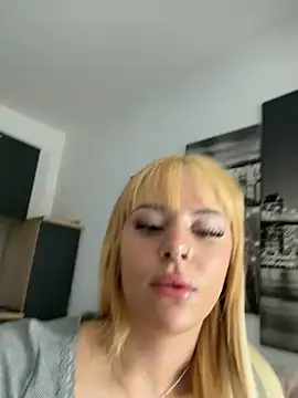 NastiLuv webcam