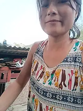 Linda-yiyi webcam