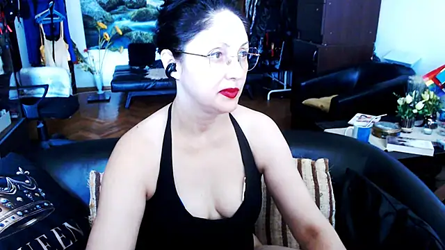 imperatriza - Imperatriza's free webcam - UK Sex Cams