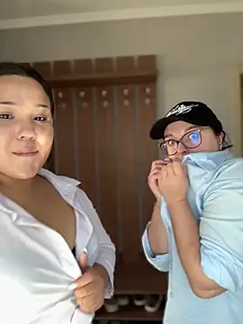 LushBySofa live sex cam