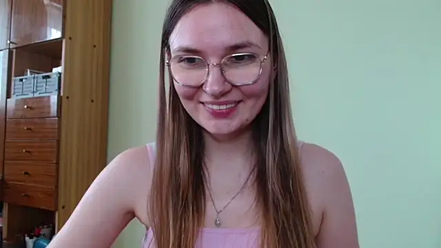 LooveELLYx webcam