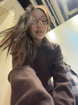 trytomakememoam webcam