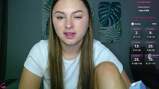 mia_bloomy webcam