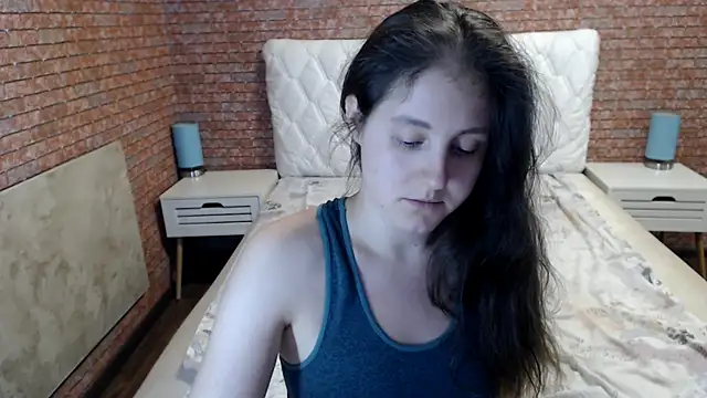 Holliy_Cooper webcam
