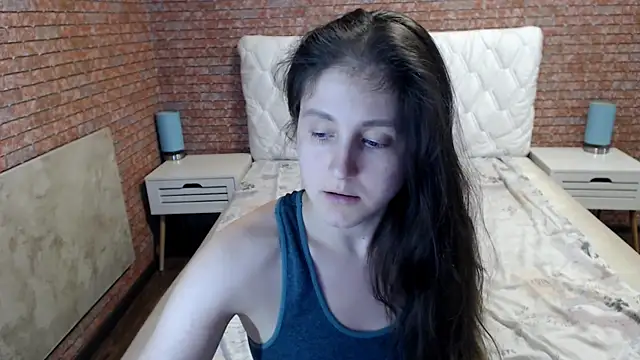 Holliy_Cooper webcam