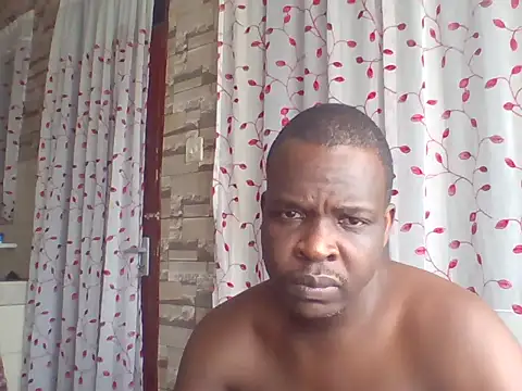 Chumba_001 live cam on StripChat