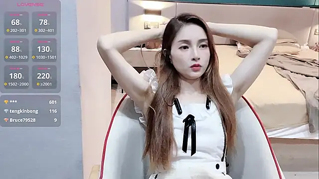miaomiao-99 webcam