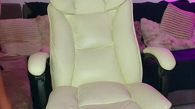 Eva_Millar webcam