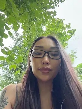 trytomakememoam webcam