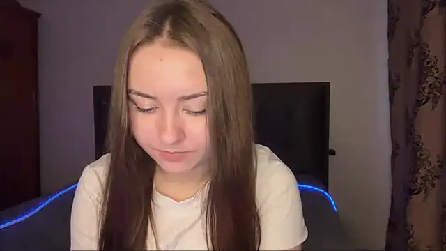 SelenaBrook webcam