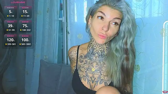 tattooedBabyy webcam