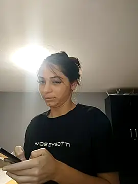 AntoniaHottie webcam