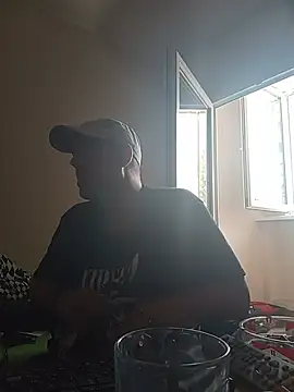Sully_Kane webcam