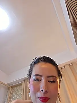 NeredaXxx webcam