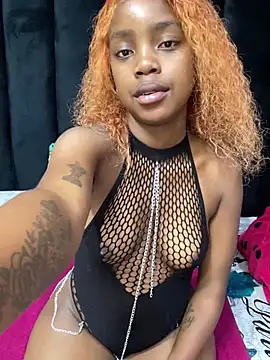 Littlebunny33 webcam