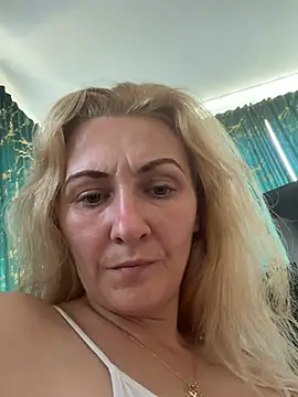 Secret_Ladyx webcam