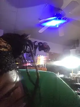 Marl33_Ch33ks webcam