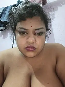 Deborbhavi222 webcam