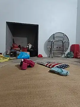 pitty_mymi webcam